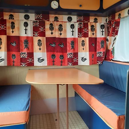 Maison D'Hotes Afrika Du Queyroux Ginestet Habitación foto